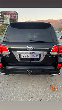 تويوتا لاندكروزر